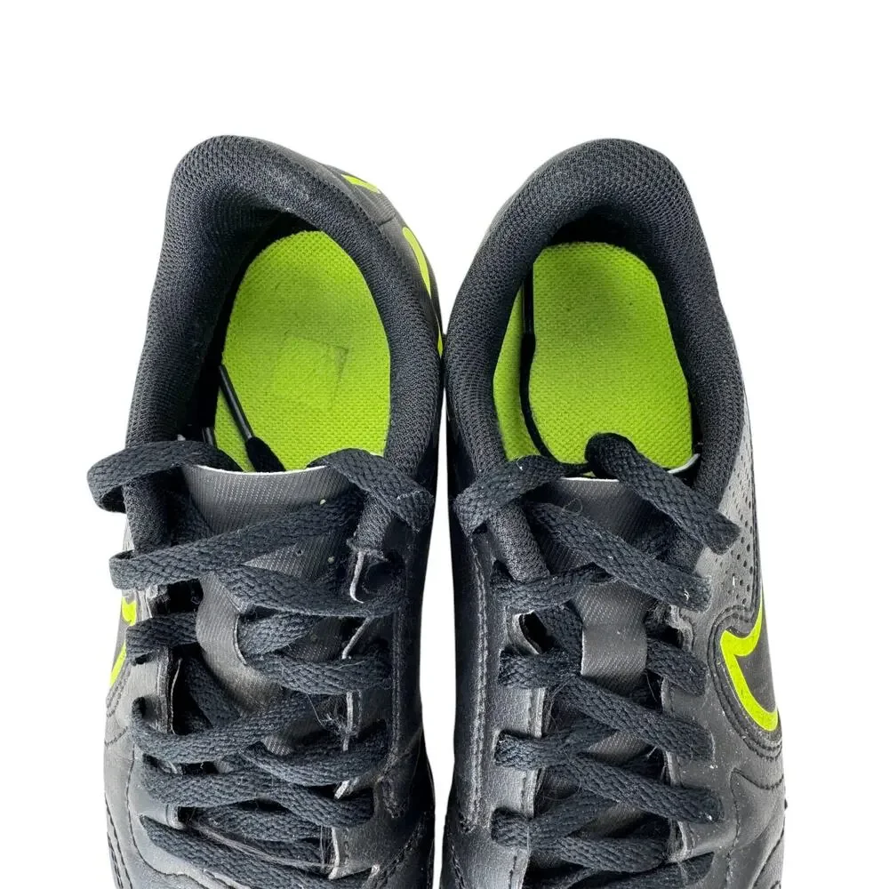Nike Juniors Tiempo Legend 9 Club Soccer Cleat Youth 1Y Black Lace Up DA1331-070